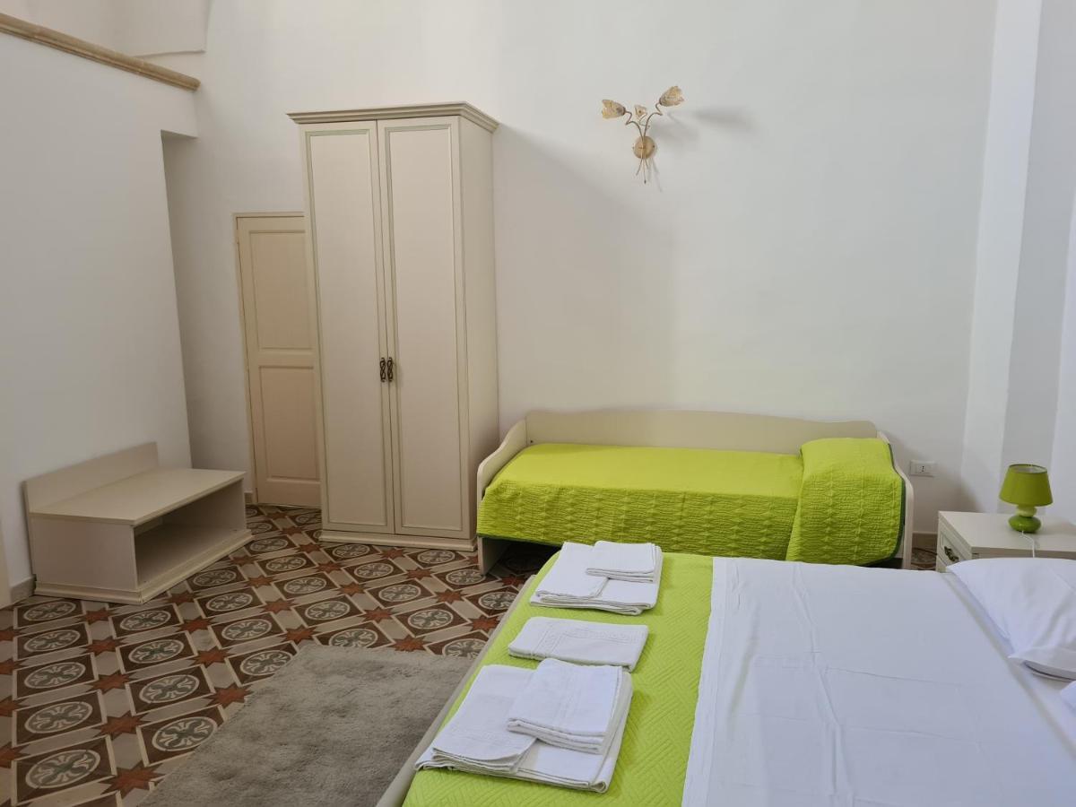 B&B Il Ventaglio ปาราบิตา ภายนอก รูปภาพ